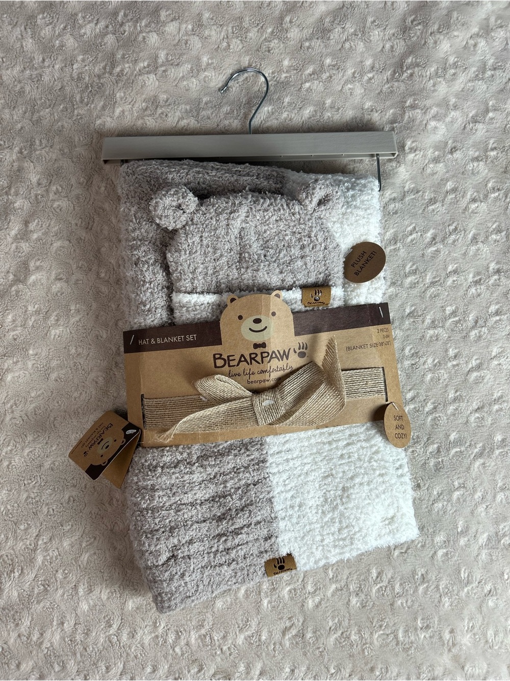 Bearpaw Baby Blanket & Hat Set Chenille Sweater Knit Soft Cozy